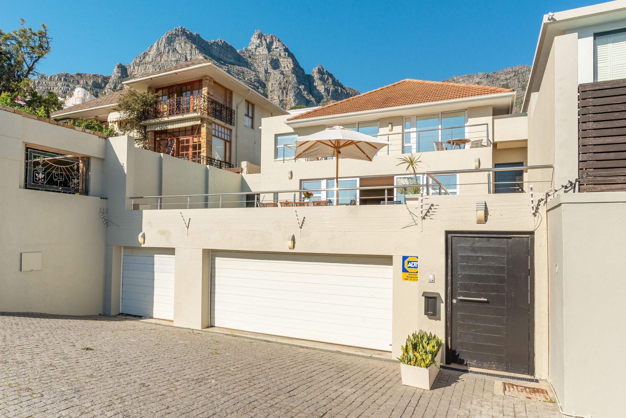 Camps Bay Luxury Villa *